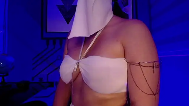 LeilaRasi online show from 1, 2, 2025