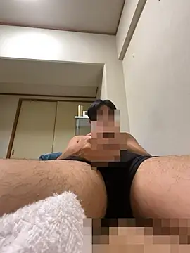 Snapshot of RUKI042 chatting on 12, 10, 2025 RUKI042 online show from 12, 10, 2025