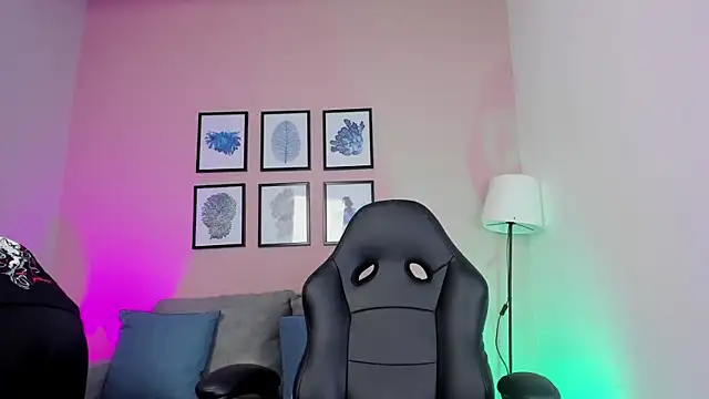 nina  dixon online show from 16, 12, 2025