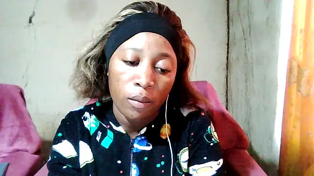 Hotchic22 online show from 29, 9, 2025