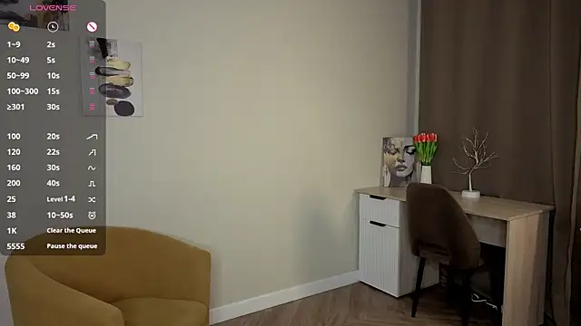 ElvaAxley online show from 5, 11, 2025