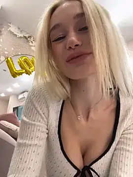 Snapshot of KristinaDane chatting on 17, 2, 2025 KristinaDane online show from 17, 2, 2025