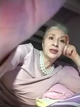 divinaerotica online show from 20, 2, 2026