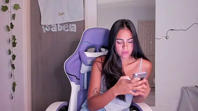 Snapshot of Tatiana250 chatting on 21, 10, 2025 Tatiana250 online show from 21, 10, 2025