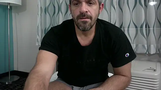 Snapshot of Troyt87 chatting on 22, 11, 2025 Troyt87 online show from 22, 11, 2025