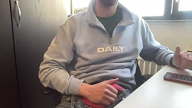 Snapshot of bullyboyy chatting on 27, 1, 2025 bullyboyy online show from 27, 1, 2025