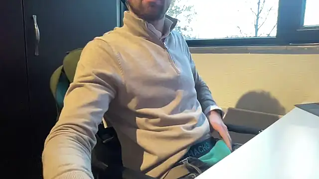 bullyboyy online show from 4, 12, 2025