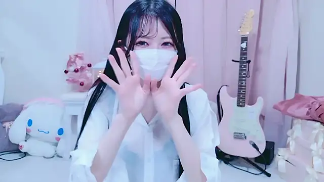 Snapshot of Megu-mimi chatting on 20, 12, 2025 Megu-mimi online show from 20, 12, 2025