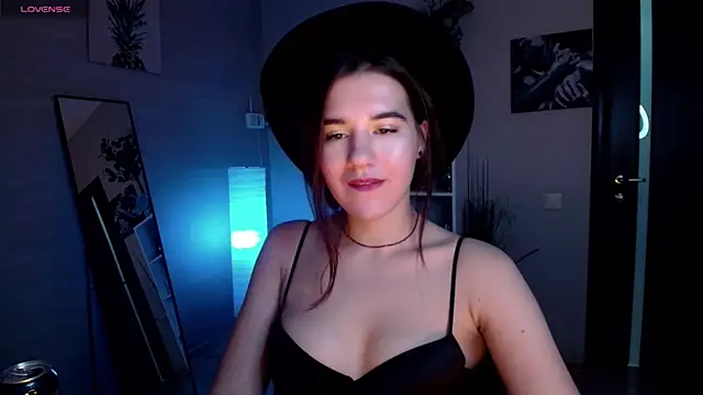 Sweetie Catt online show from 19, 2, 2025