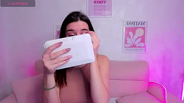 Sweetie Catt online show from 10, 10, 2025