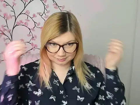 Lola moree online show from 5, 3, 2026