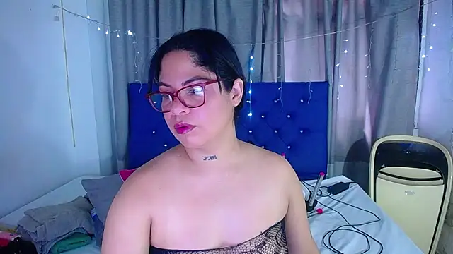 hornny cougar online show from 16, 3, 2026