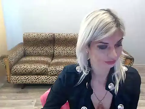 SexyBeatriice online show from 17, 10, 2025