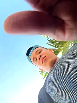 Snapshot of arevalo1124 chatting on 17, 11, 2025 arevalo1124 online show from 17, 11, 2025