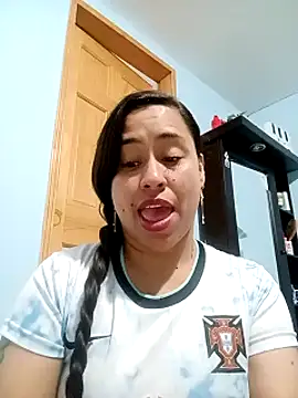 kamila lovee online show from 3, 11, 2025