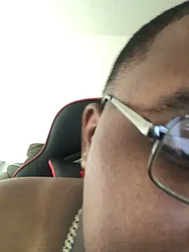 Snapshot of tiptrx chatting on 29, 1, 2025 tiptrx online show from 29, 1, 2025