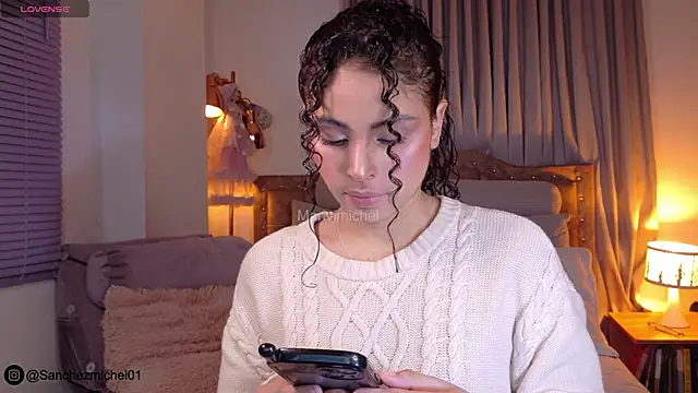 Marivimichel1 online show from 17, 11, 2025