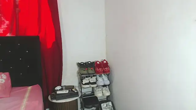 Snapshot of hot_man05 chatting on 6, 3, 2025 hot man05 online show from 6, 3, 2025