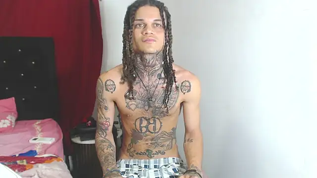 Snapshot of hot_man05 chatting on 16, 3, 2025 hot man05 online show from 16, 3, 2025