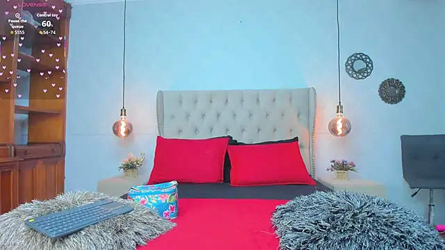 Snapshot of amanda29 chatting on 4, 11, 2025 amanda29 online show from 4, 11, 2025