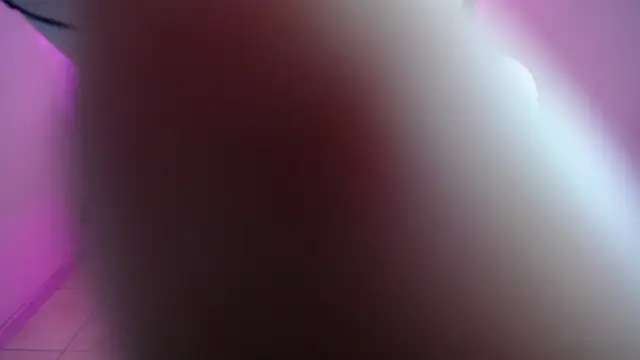 Adri Gomez  online show from 10, 2, 2025