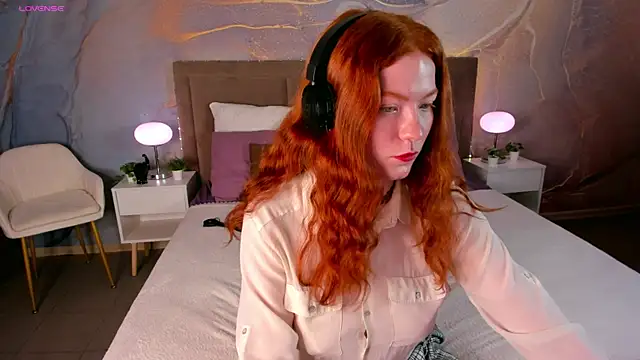 SophieOuld online show from 2, 10, 2025