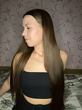 Arielle Swan online show from 28, 10, 2025