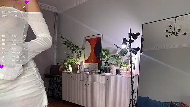 WhiteAnni online show from 11, 10, 2025