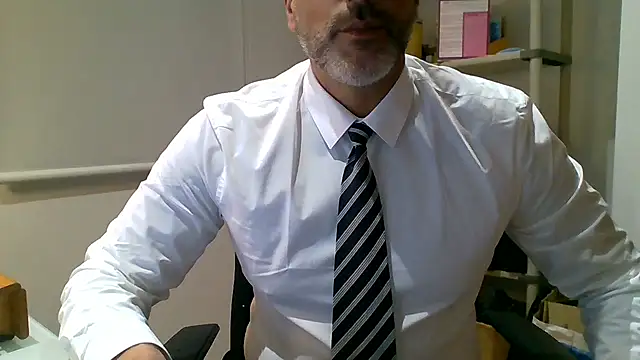 66MA69 online show from 4, 12, 2025