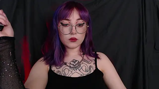 Snapshot of purplewitch chatting on 21, 2, 2026 purplewitch online show from 21, 2, 2026