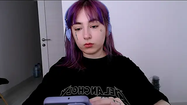 Snapshot of purplewitch chatting on 4, 3, 2026 purplewitch online show from 4, 3, 2026