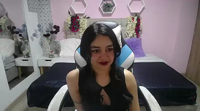 Lucy Harris online show from 29, 1, 2025