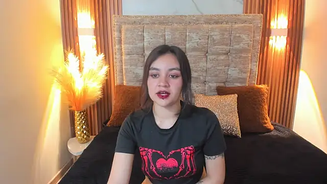 Lucy Harris online show from 18, 2, 2025