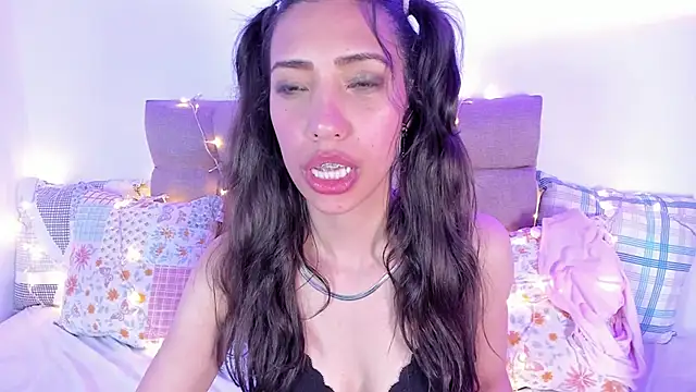 Miss veronicaa2 online show from 17, 2, 2025