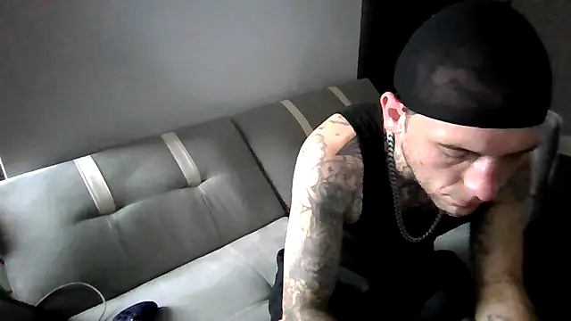 Snapshot of cruz815 chatting on 25, 11, 2025 cruz815 online show from 25, 11, 2025