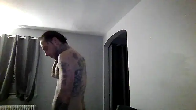 Snapshot of cruz815 chatting on 1, 12, 2025 cruz815 online show from 1, 12, 2025