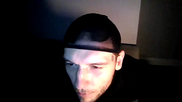 Snapshot of cruz815 chatting on 2, 12, 2025 cruz815 online show from 2, 12, 2025