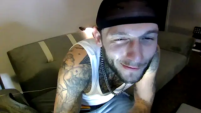 Snapshot of cruz815 chatting on 21, 12, 2025 cruz815 online show from 21, 12, 2025