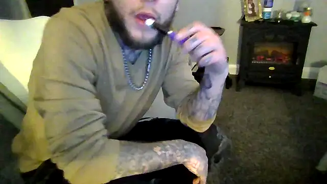 Snapshot of cruz815 chatting on 2, 2, 2026 cruz815 online show from 2, 2, 2026