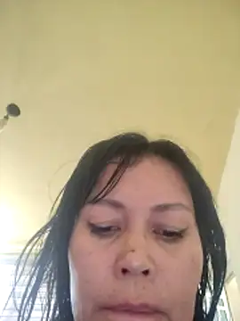 KellyPerlaxxx online show from 24, 3, 2026