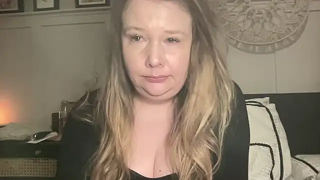 BustyHayleyUk online show from 5, 2, 2025