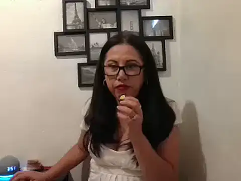 MirandaLatinaLovely online show from 14, 2, 2025