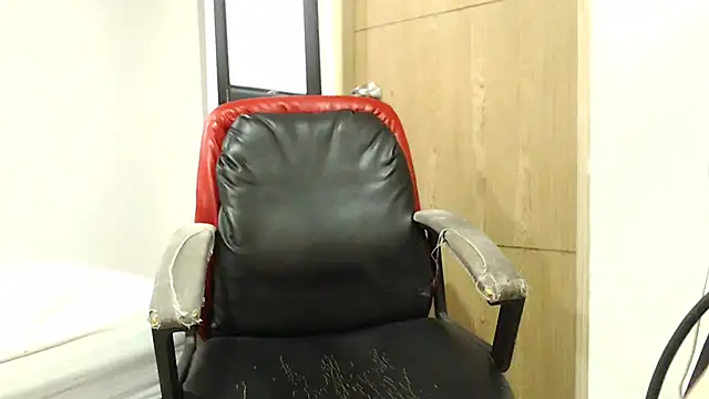 kylie switch2 online show from 21, 11, 2025