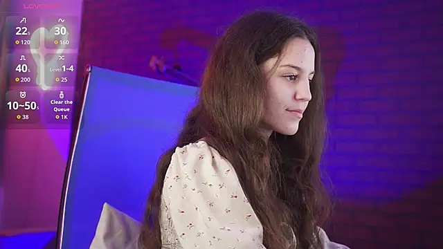 Snapshot of MilaStoyne chatting on 10, 11, 2025 MilaStoyne online show from 10, 11, 2025