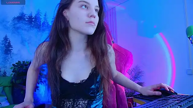 MilaStoyne online show from 15, 1, 2026