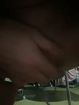 PistoleNellaFendi online show from 12, 9, 2025