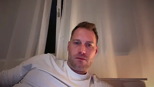 Christian87xxx online show from 26, 9, 2025