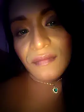 Snapshot of Dehtrans chatting on 19, 11, 2025 Dehtrans online show from 19, 11, 2025