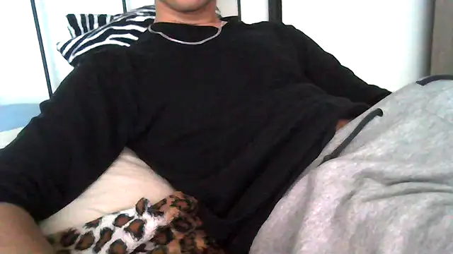 tommyboyteen online show from 20, 2, 2025