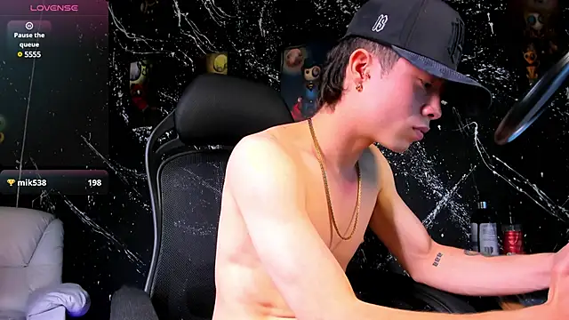 Snapshot of marcuscollins1_ chatting on 15, 2, 2025 marcuscollins1 online show from 15, 2, 2025